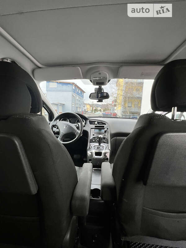 Мікровен Peugeot 5008 2010 в Івано-Франківську