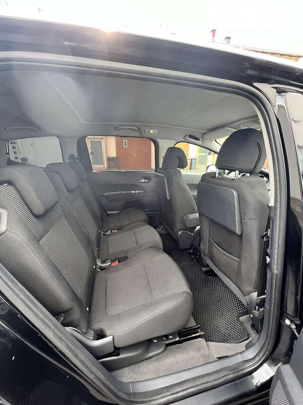 Мікровен Peugeot 5008 2010 в Івано-Франківську