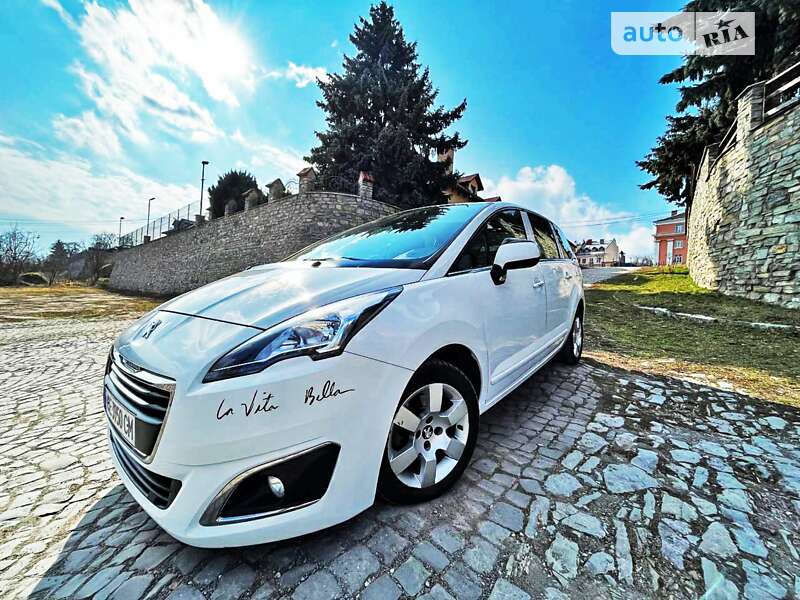 Микровэн Peugeot 5008 2016 в Днепре