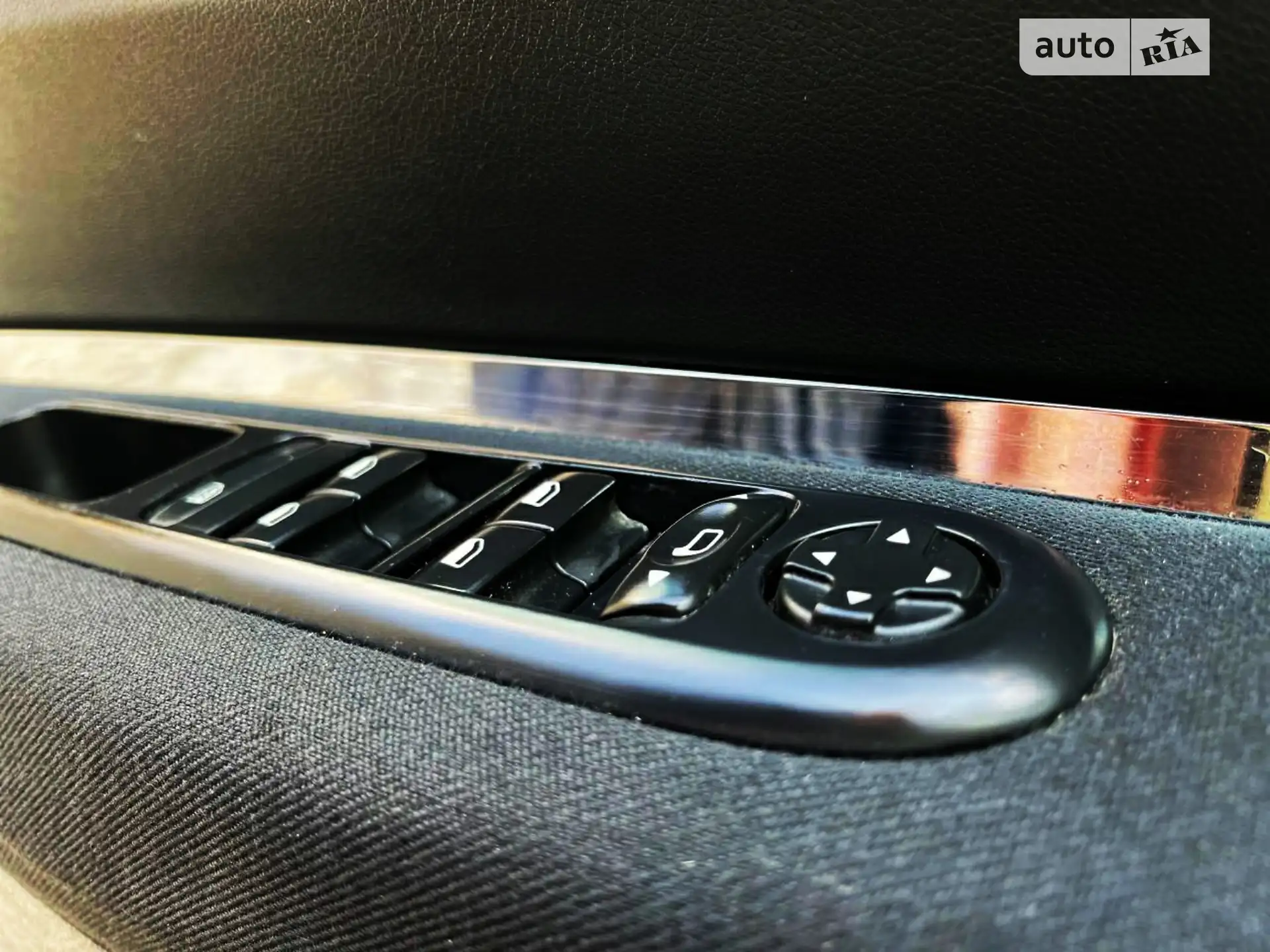 2016 Peugeot 5008 - мініатюра 13