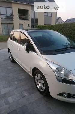 Мікровен Peugeot 5008 2012 в Житомирі