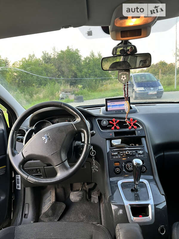 Микровэн Peugeot 5008 2011 в Стрые