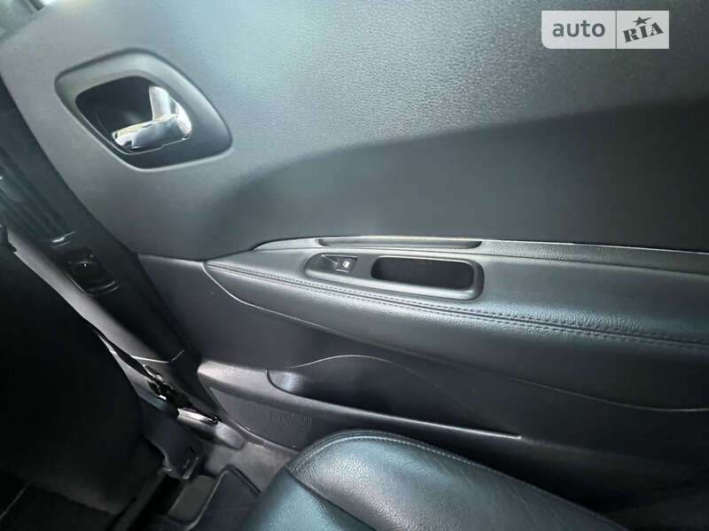 Мікровен Peugeot 5008 2013 в Вінниці