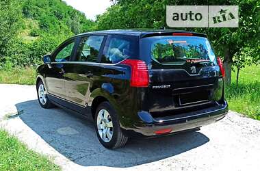 Микровэн Peugeot 5008 2010 в Киеве