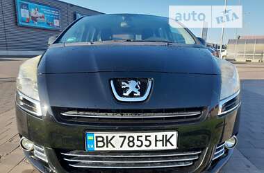 Микровэн Peugeot 5008 2010 в Ровно