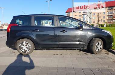 Микровэн Peugeot 5008 2010 в Ровно