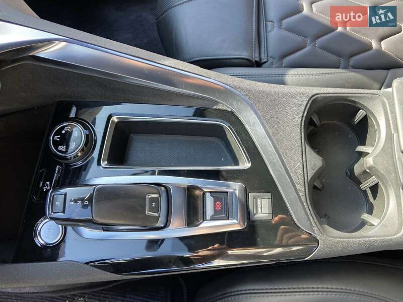 Позашляховик / Кросовер Peugeot 5008 2017 в Львові фото 9 Позашляховик / Кросовер Peugeot 5008 2017 в Львові