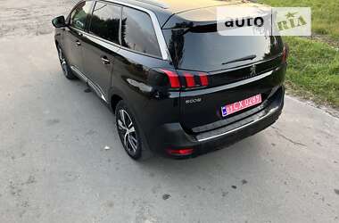 Внедорожник / Кроссовер Peugeot 5008 2019 в Жовкве
