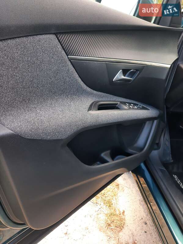 Внедорожник / Кроссовер Peugeot 5008 2018 в Стрые фото 41 Внедорожник / Кроссовер Peugeot 5008 2018 в Стрые