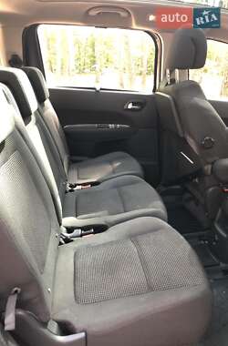 Микровэн Peugeot 5008 2013 в Коропе