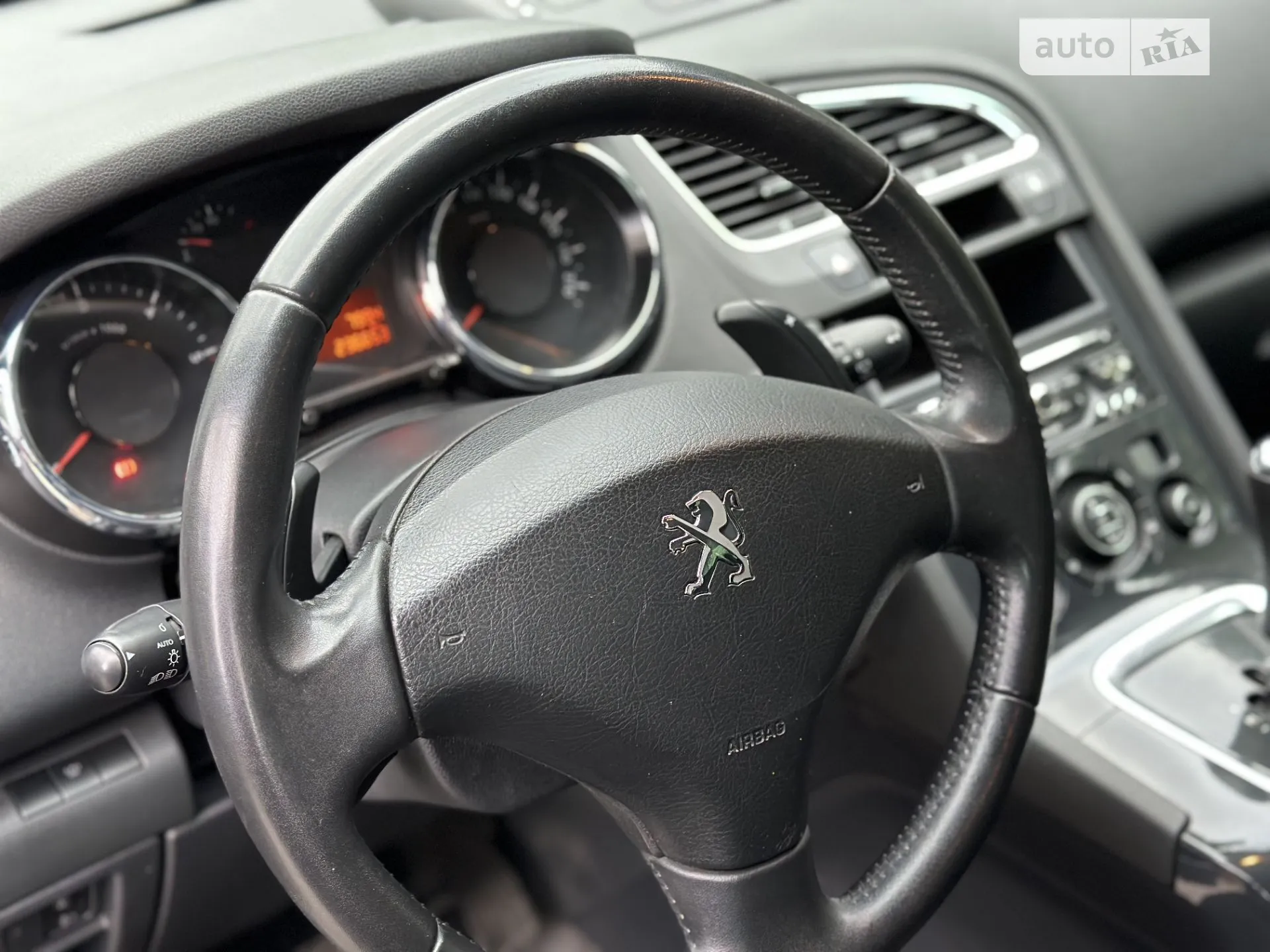 2014 Peugeot 5008 - мініатюра 4