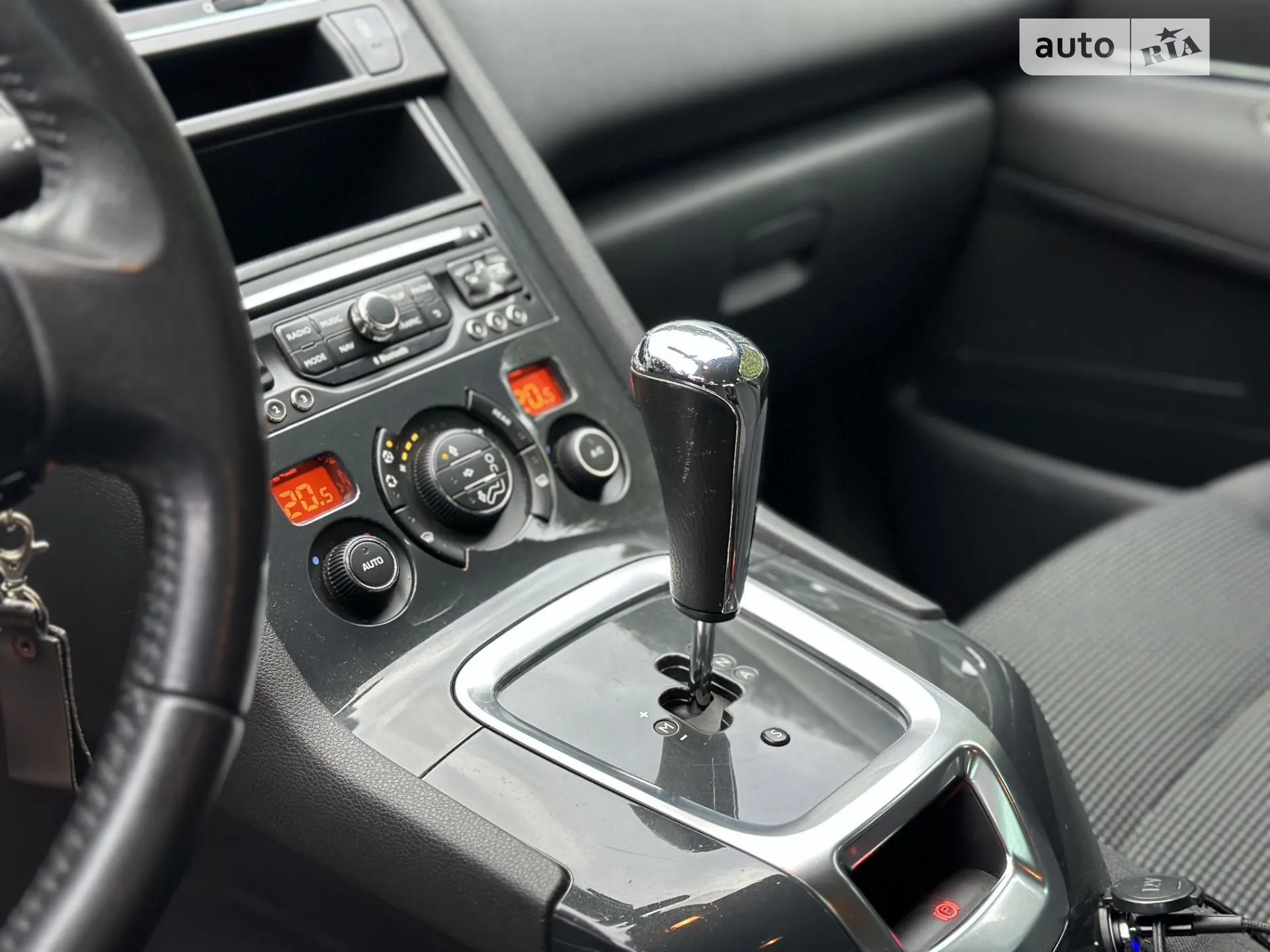 2014 Peugeot 5008 - мініатюра 2