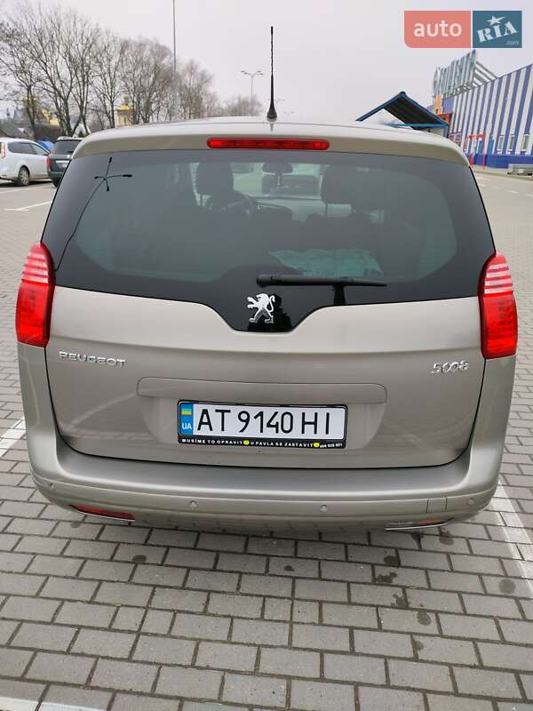 Мікровен Peugeot 5008 2010 в Коломиї