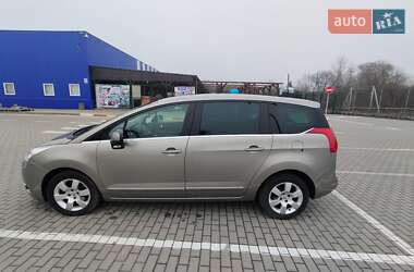 Микровэн Peugeot 5008 2010 в Коломые