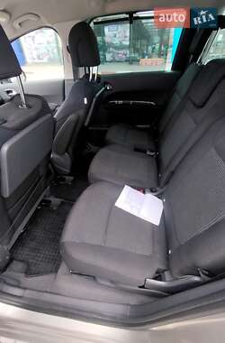 Мікровен Peugeot 5008 2010 в 