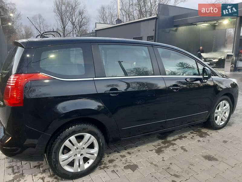 Мікровен Peugeot 5008 2013 в Дрогобичі