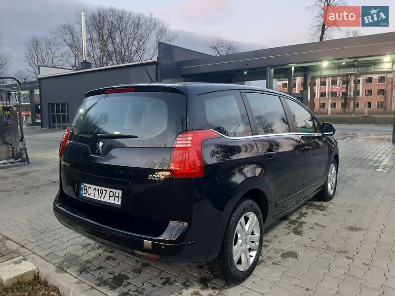 Мікровен Peugeot 5008 2013 в Дрогобичі