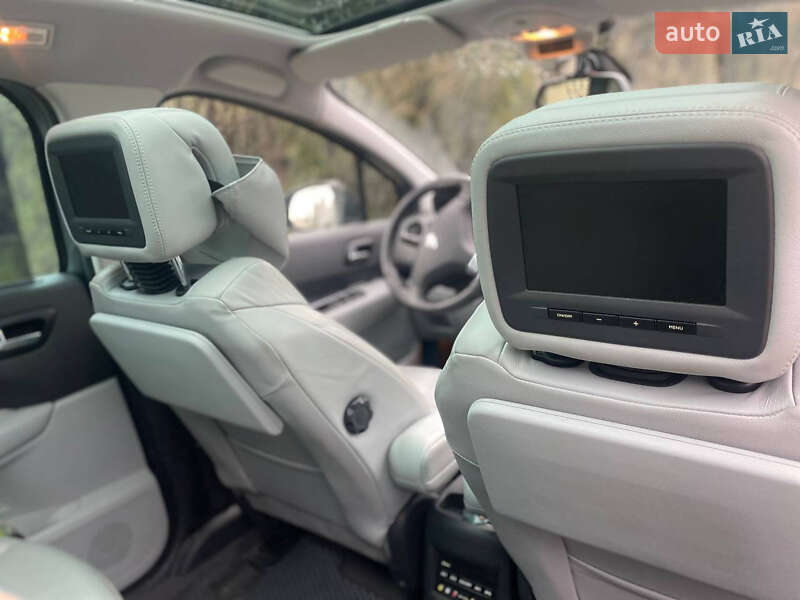 Мікровен Peugeot 5008 2010 в Самборі