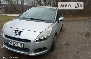 Микровэн Peugeot 5008 2010 в Перечине