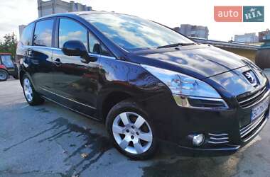 Микровэн Peugeot 5008 2011 в Львове