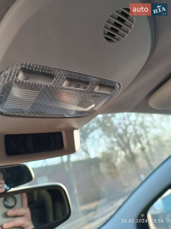 Мікровен Peugeot 5008 2010 в Братському