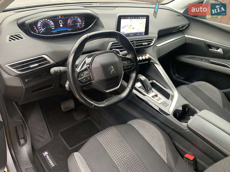 Внедорожник / Кроссовер Peugeot 5008 2018 в Львове фото 21 Внедорожник / Кроссовер Peugeot 5008 2018 в Львове