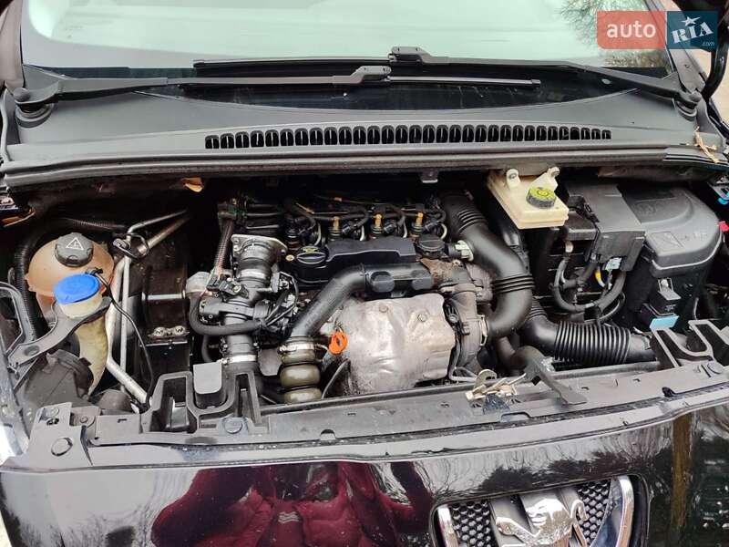 Мікровен Peugeot 5008 2010 в Хмельницькому