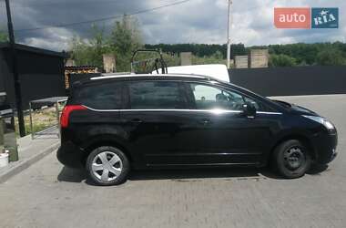 Микровэн Peugeot 5008 2010 в 
