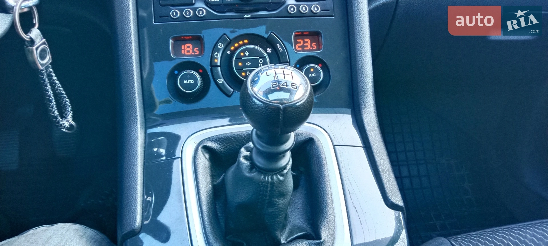 2010 Peugeot 5008 - мініатюра 14