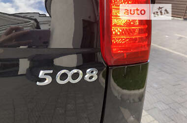 Мікровен Peugeot 5008 2012 в Стрию