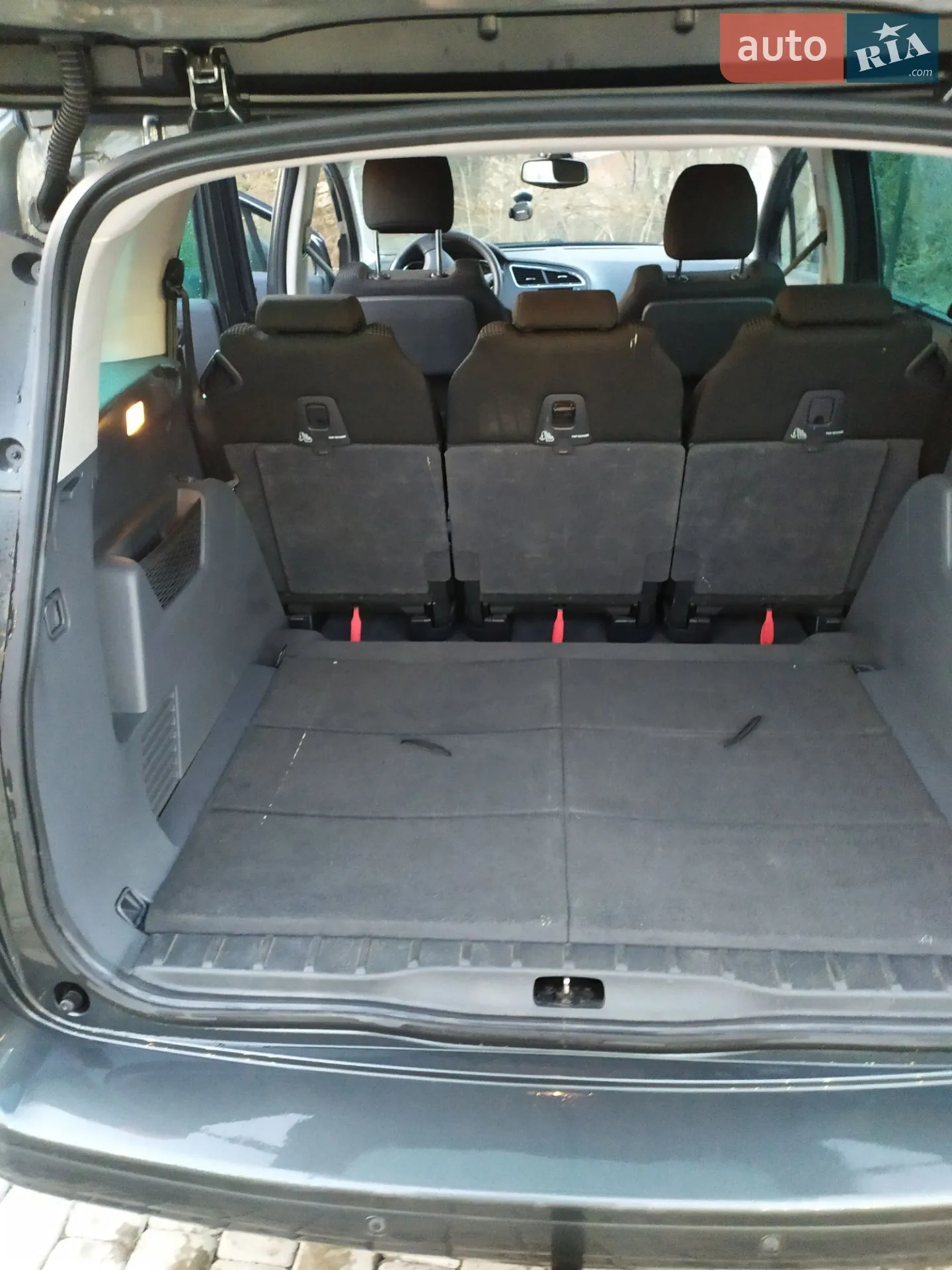 2011 Peugeot 5008 - мініатюра 18