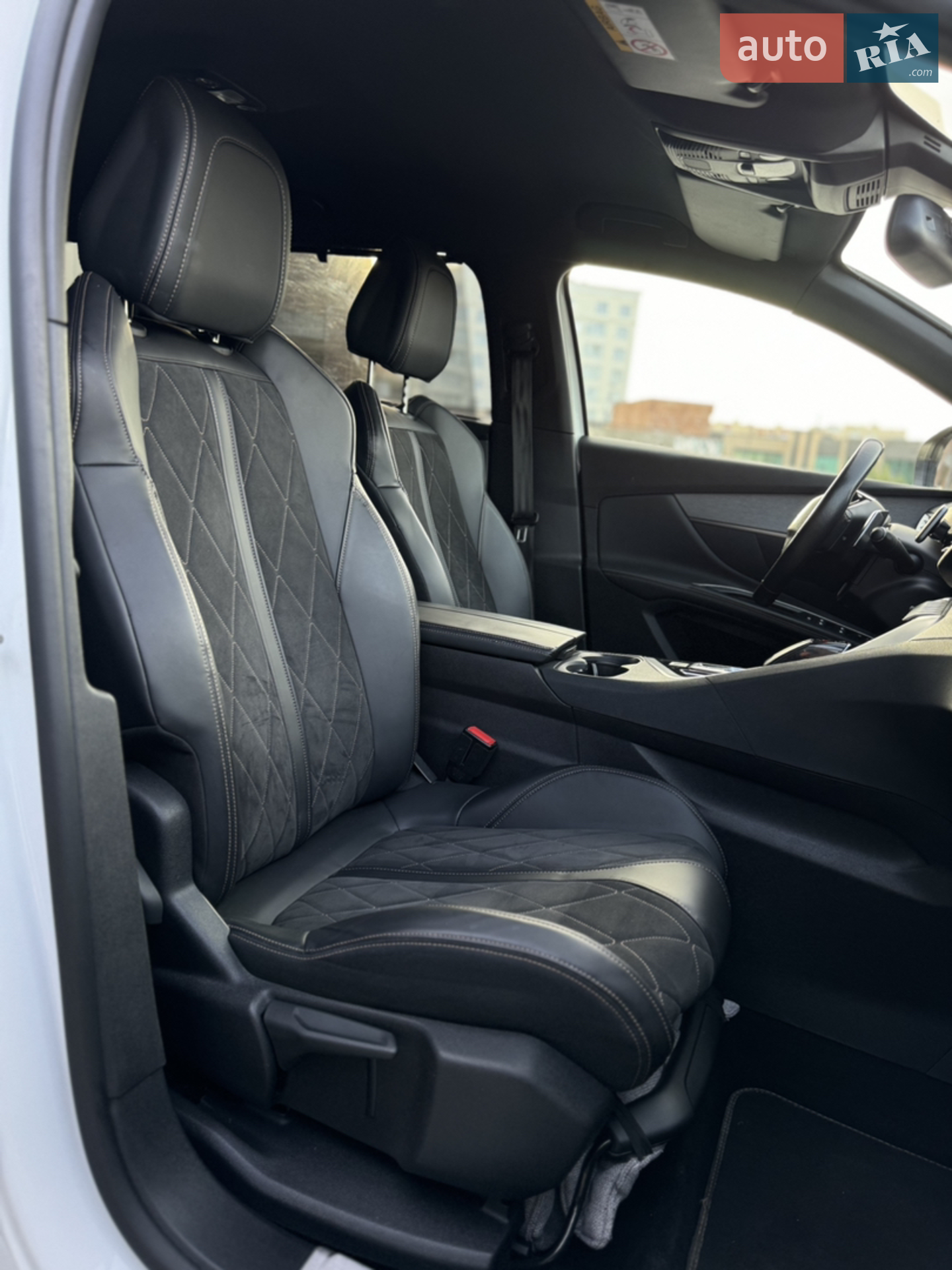 2018 Peugeot 5008 - мініатюра 13