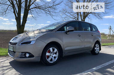 Мікровен Peugeot 5008 2010 в Теофіполі