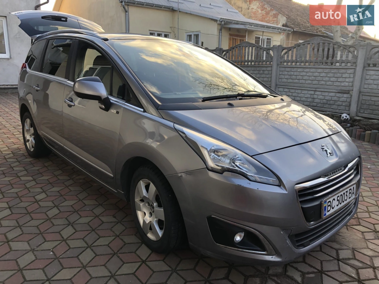2016 Peugeot 5008 - мініатюра 11