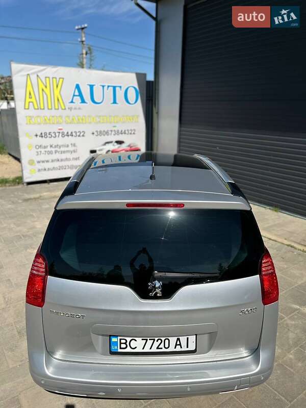 Мікровен Peugeot 5008 2011 в Самборі