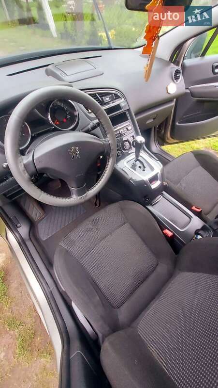 Мікровен Peugeot 5008 2010 в Рівному