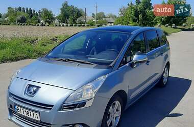 Микровэн Peugeot 5008 2009 в Горишних Плавнях