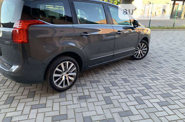 Микровэн Peugeot 5008 2010 в Ровно