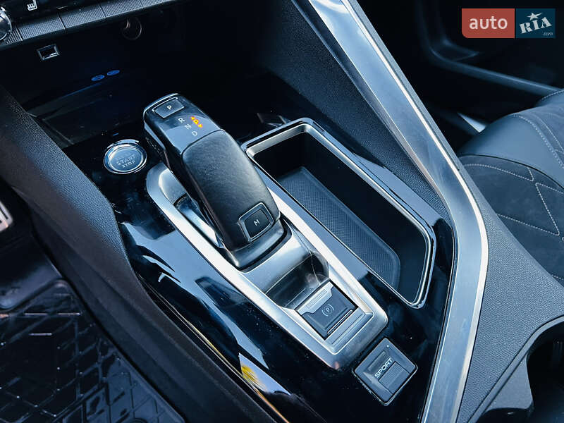 Позашляховик / Кросовер Peugeot 5008 2019 в Бердичеві