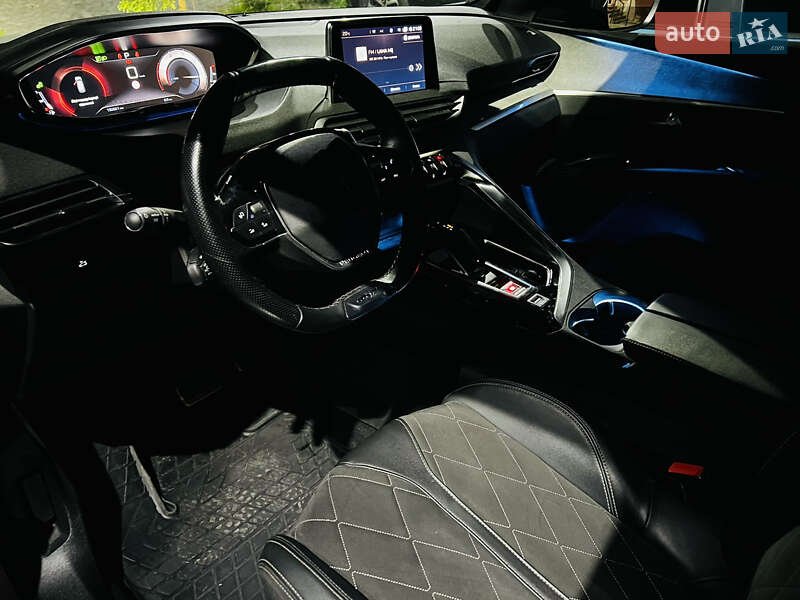 Позашляховик / Кросовер Peugeot 5008 2019 в Бердичеві