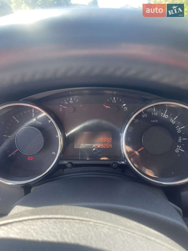 Микровэн Peugeot 5008 2012 в Львове