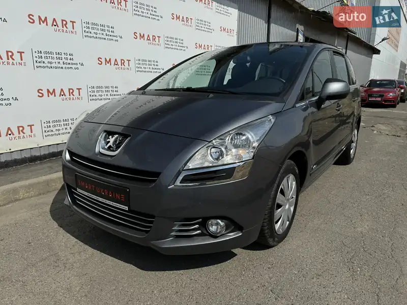 Микровэн Peugeot 5008 2011 в 