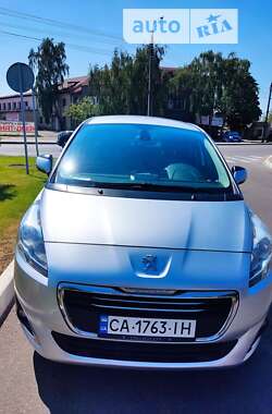 Микровэн Peugeot 5008 2016 в Киеве