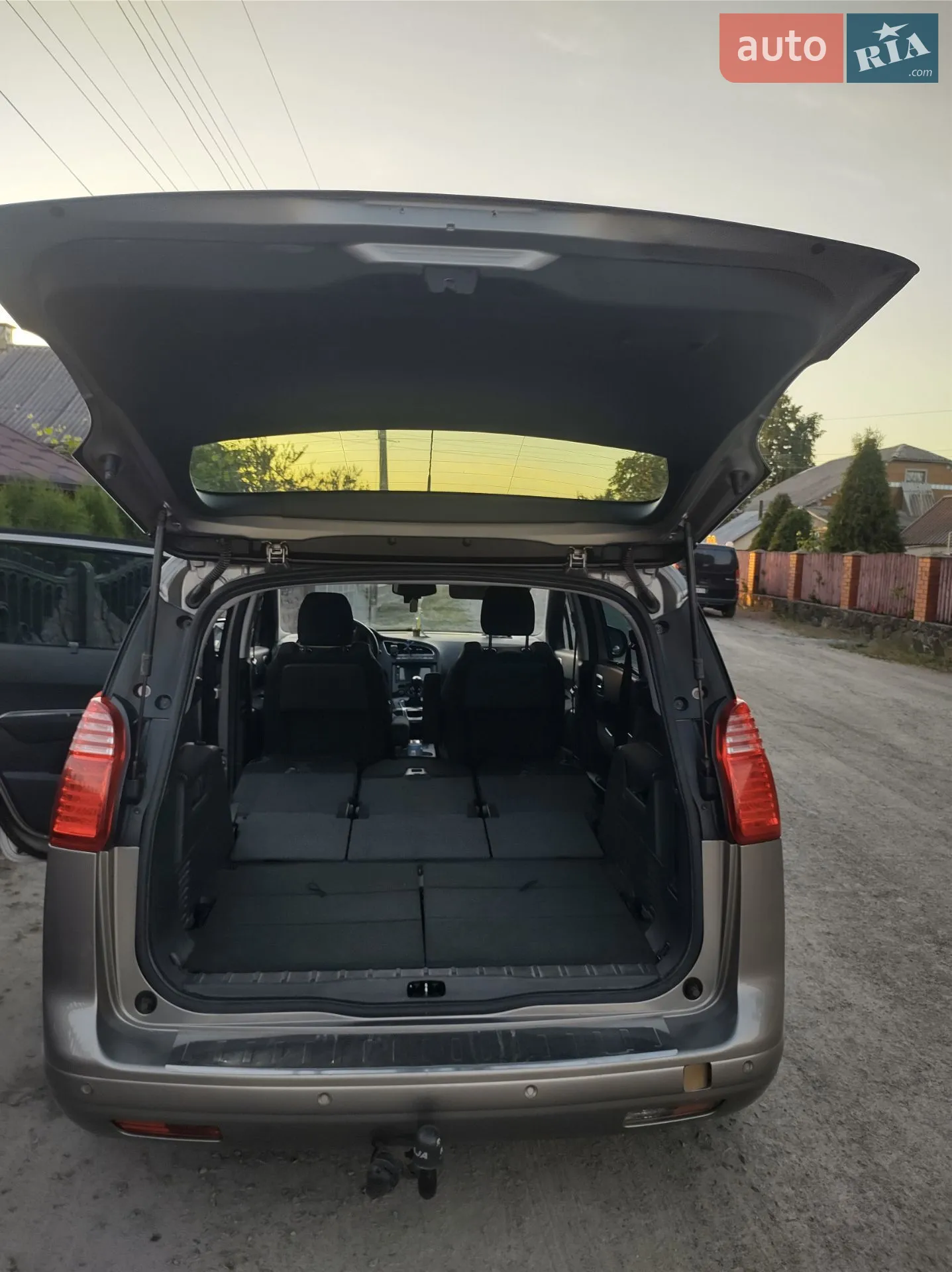 2010 Peugeot 5008 - мініатюра 25