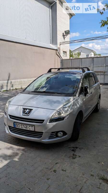 Мікровен Peugeot 5008 2009 в Тернополі