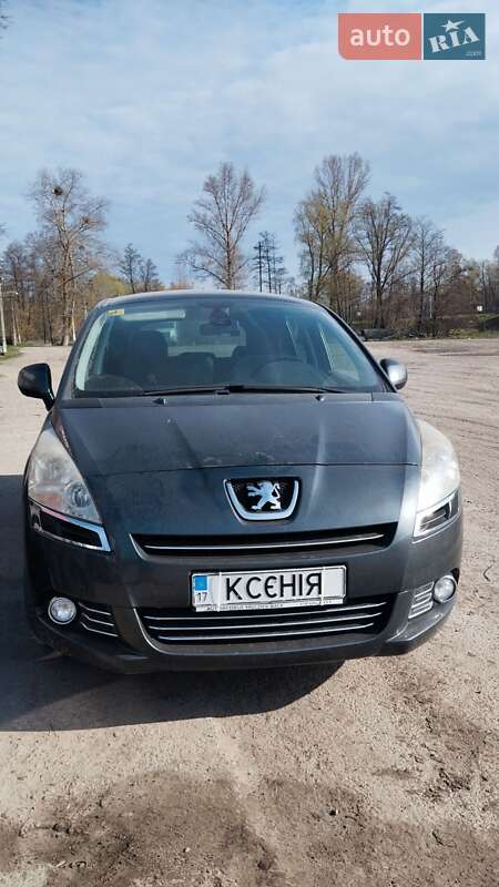 Мікровен Peugeot 5008 2010 в Лубнах