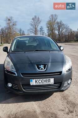 Микровэн Peugeot 5008 2010 в Лубнах