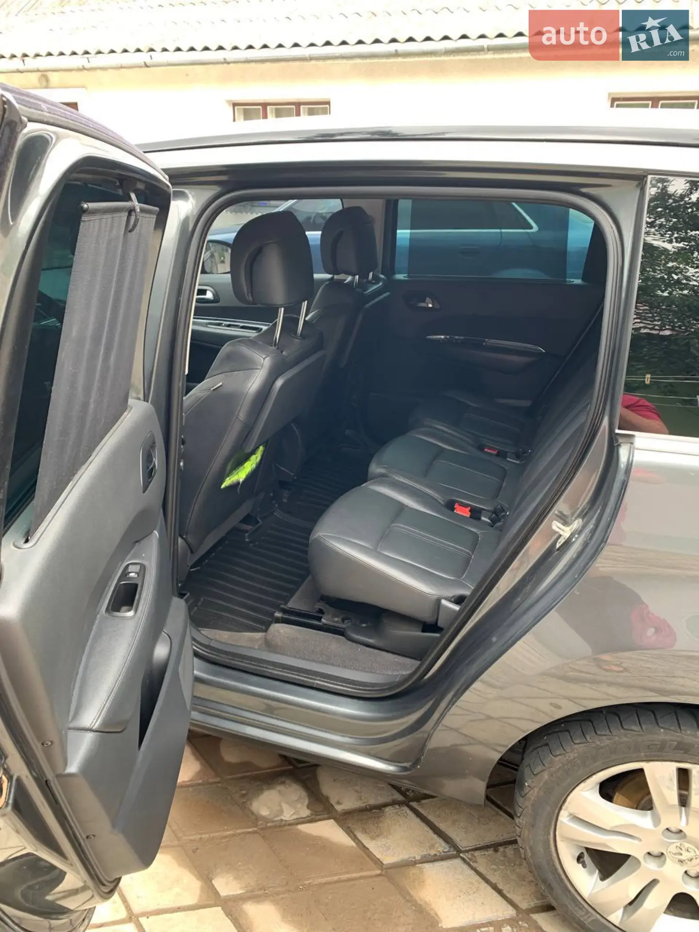 2010 Peugeot 5008 - мініатюра 11