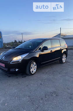 Микровэн Peugeot 5008 2011 в Луцке