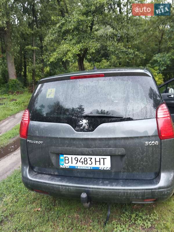 Мікровен Peugeot 5008 2010 в Лубнах